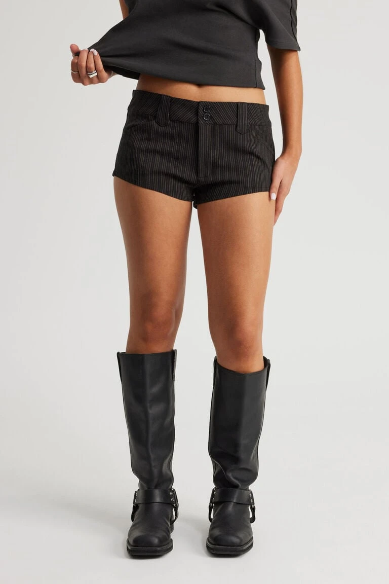 Micro Tailored Short