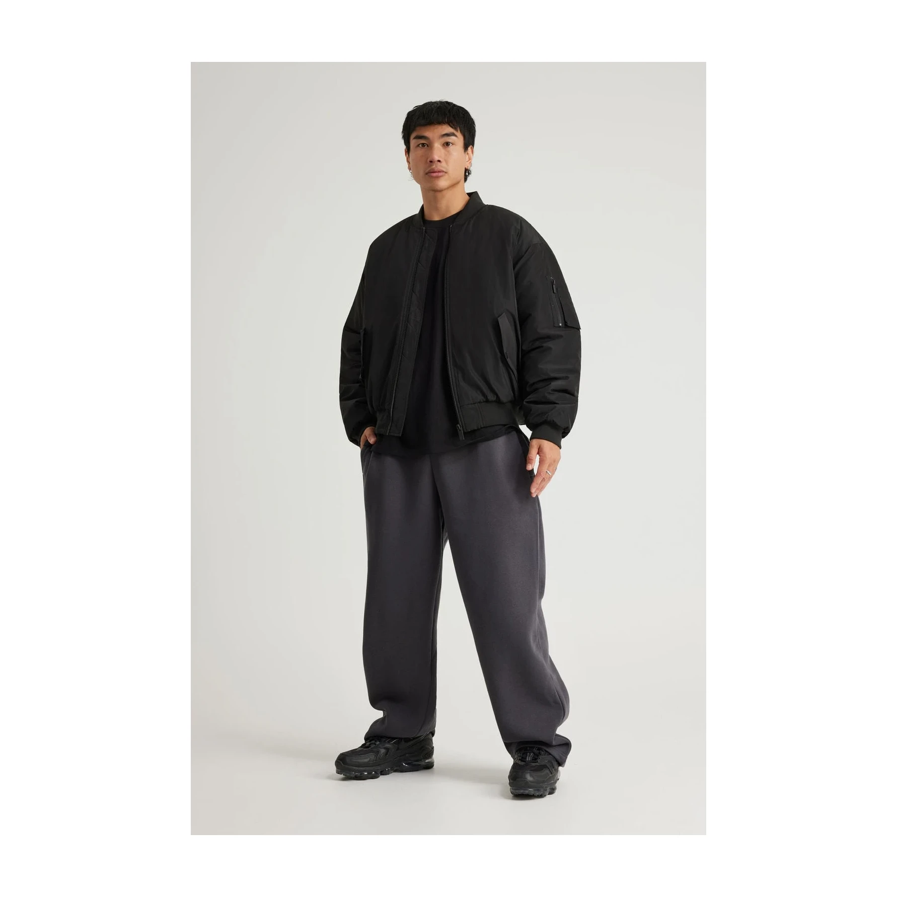 Authentics Baggy Trackpant